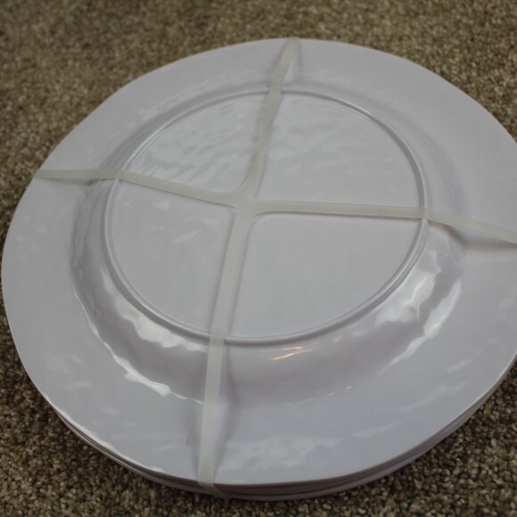 Soho Loft Dinner Plates Rustic Flower Set of 4 11" Melamine Seafoam Green NWT - Picture 6 of 6